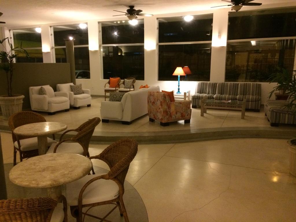 אובטובה Hotel Porto Di Mare מראה חיצוני תמונה